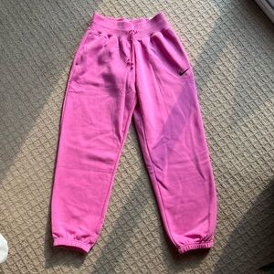 Oversized pink sweat pants Nike
